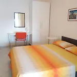 Alma Apartment *