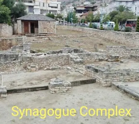 Alma Sarandë